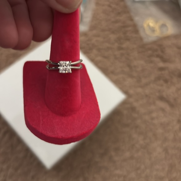 QVC ring - Picture 2 of 4